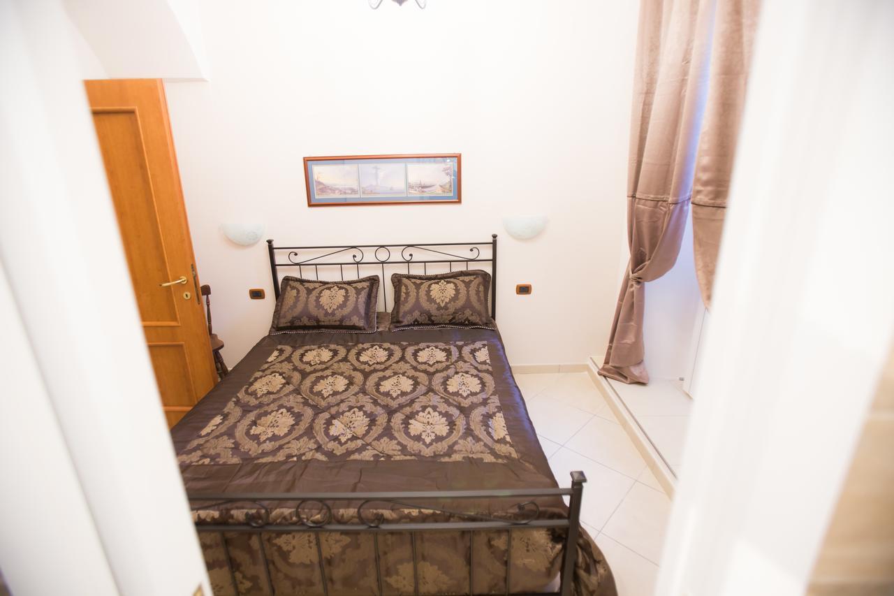 ナポリ A Casa Di Nonna Giulia Bed & Breakfast エクステリア 写真