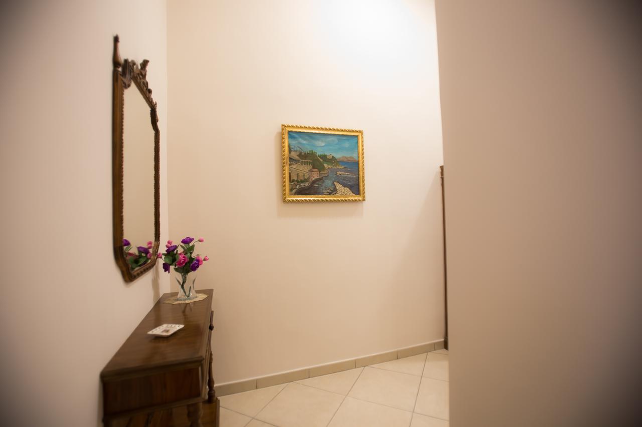 ナポリ A Casa Di Nonna Giulia Bed & Breakfast エクステリア 写真